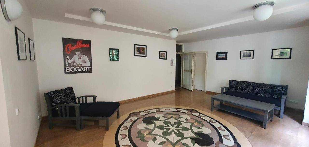 Apartman 46M2 S Balkonem V Lazenskem Centru Karlovy Vary Exterior photo